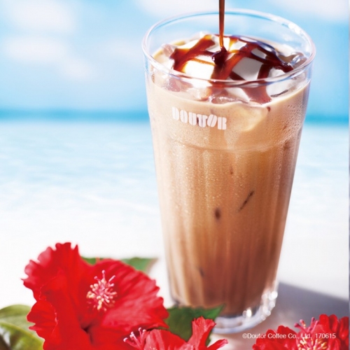 黒糖ラテ ～沖縄県西表島産黒糖使用～