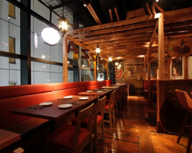 ESOLA shibuyaの店内