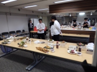 ケンコーマヨネーズ＜２９１５＞（東１）は２２日、「２０１７年秋冬新商品発表会」を本社で開催した。