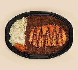 「金沢風カレー」(写真: ファミリーマートの発表資料より)