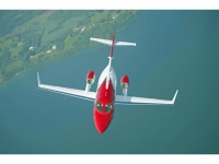「Flying Innovation Award」を受賞した小型ビジネスジェット機「HondaJet」。クラス最高水準の最高速度、最大運用高度、上昇性能、燃費性能および室内サイズを実現した小型ジェット機だ