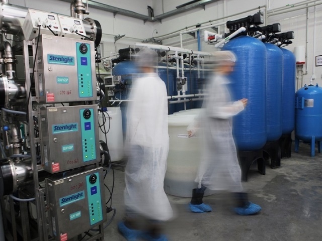 2045年には人類の知能を超える究極のコンピューターが誕生し、驚異的なスピードでテクノロジーを自己進化させる時代に突入するという「シンギュラリティ」やAI・ロボットが仕事を奪うといった、「AI脅威論」は一段落し、最近ではAI・ロボットをうまく活用することで、生活の利便性を高め業務効率化を図るといった「AI楽観論」が多く聞かれる。 2045年には人類の知能を超える究極のコンピューターが誕生し、驚異的なスピードでテクノロジーを自己進化させる時代に突入するという「シンギュラリティ」やAI・ロボットが仕事を奪うといった、「AI脅威論」は一段落し、最近ではAI・ロボットをうまく活用することで、生活の利便性を高め業務効率化を図るといった「AI楽観論」が多く聞かれる。