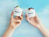 8/10を「ハーゲンダッツの日」に制定。新感覚かき氷「ハーゲンシェイブ」を無料配布