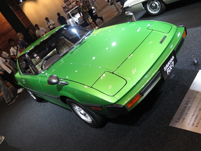 8月4日から千葉・幕張メッセで開催された「Automobile Council 2017」のマツダブースで展示されたロータリーエンジンの沿革の一貫展示「初代RX-7」