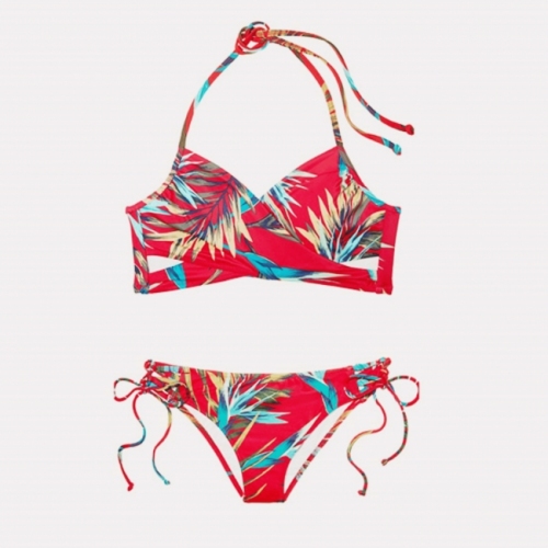 セールアイテム【Victoria's Secret：水着】（写真：株式会社エニグマ発表資料より）