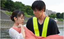 初（竹内涼真）の突然のお姫様抱っこに視聴者も思わず心を奪われる（c）日本テレビ