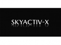 SKYACTIV-Xは、ディーゼルエンジンのようにガソリンを圧縮着火させる画期的な技術で、予混合圧縮着火(HCCI)エンジンと呼ばれる。2019年モデルから搭載を開始する