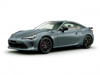 Brembo社製のブレーキを標準装備する「GT“Limited・Black Package”」、ボディ色「ソリッドグレー」で、価格は335万6640円(6MT車)、342万3600円(6AT車)