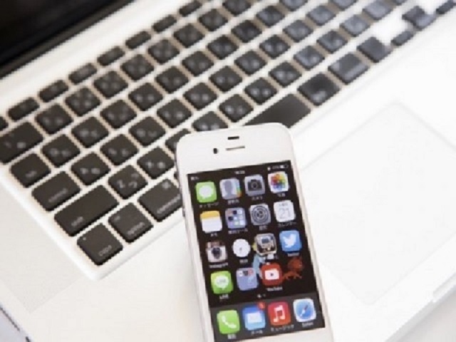 ICT総研では、動画を再生する際の品質・通信速度を4つの基準に分け調査を実施。動画視聴品質、通信速度ともにMNO 3事業者がMVNO 5事業者を上回る結果となった。