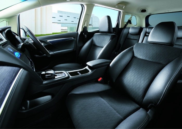 HYBRID Z・Honda SENSING インテリア