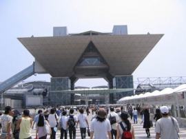 小池知事「五輪開催もコミケで使っていただけるように」定例会見で五輪コミケ問題に言及