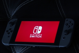 市場を牽引した「Nintendo Switch」。(c) 123rf