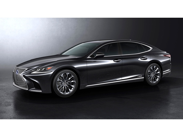 5代目となる新型レクサスLSは、セダンとして十分な居住性を確保しながら、斬新なクーペシルエットを両立したスタイリング大きな特徴だ