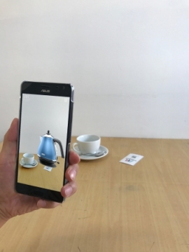 アプリの利用イメージ。(写真: ヒナタデザインの発表資料より) アプリの利用イメージ。(写真: ヒナタデザインの発表資料より)