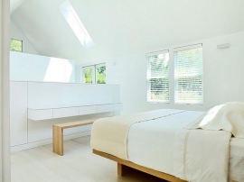 厚生労働省は、2016年度に民泊施設約1万件に対して行政指導を行ったと発表、指導件数は1年前に比べ約7倍に急増している