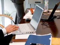 2020年にサポートが終了するWindows7。企業によってはコスト面などから移行が難しいところであり、サポート終了後も相当な数が残るのではないかとみられている。