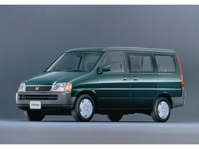 徹底した合理化設計を逆手に、大成功したホンダの中核ミニバン、初代ステップワゴン。20年前、1996年5月にデビュー