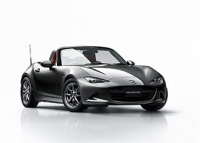 マツダ ロードスター（RED TOPモデル）（画像：マツダ発表資料より）
