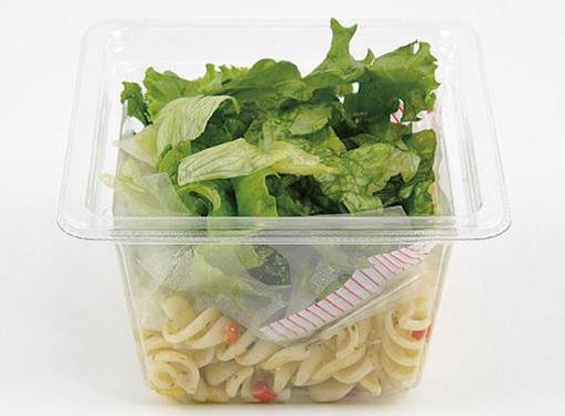 「バジル&チーズショートパスタサラダ（写真:ミニストップの発表資料より）」