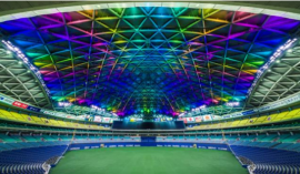 演出照明イメージ(音や映像と組み合わせた点滅・調光) 。 (画像:岩崎電気発表資料より) 演出照明イメージ(音や映像と組み合わせた点滅・調光) 。 (画像:岩崎電気発表資料より)