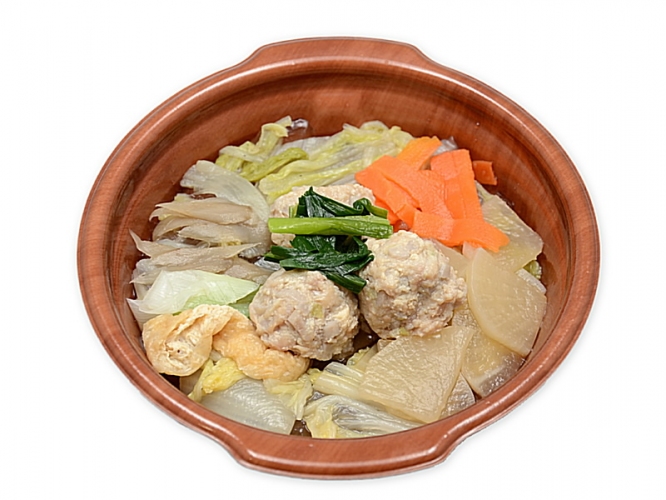 「鶏団子鍋」（写真：セブンイレブンの発表資料より）