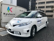 非接触生体センサを搭載した自動運転車両（写真：九工大の発表資料より）
