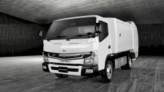 eCanterごみ収集車（写真：三菱ふそうの発表資料より）