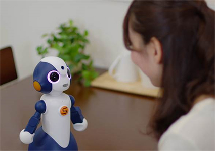 コミュニケーションロボット「Sota」。