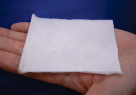 機能性人工皮膚。(画像:京都大学発表資料より) 機能性人工皮膚。(画像:京都大学発表資料より)