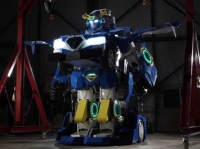 J-deite RIDEロボットモード。（画像:三精テクノロジーズ発表資料より）