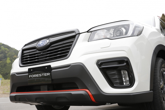 フォレスター　X-BREAK。