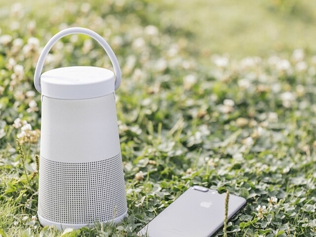 いま話題のスマートスピーカー。半導体メーカーのロームも、スマートスピーカーに使われるプロセッサに最適なPMICを発表している