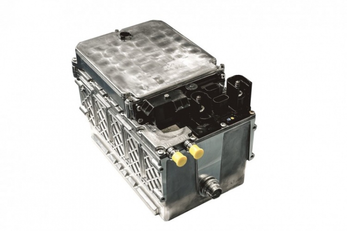 48V電源(画像: メルセデス・ベンツ日本)