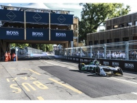 スイス・チューリッヒで開催されたフォーミュラE選手権の第10戦で、第9戦に続いてTeam Audi Sportが勝利した