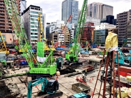 人材コンサルタント業のC4が建設現場の実情についてアンケート調査を実施。建設業の週休2日制については困難」が69%。理由は「工期が間に合わない」33%、「給与が減る」26%。「週休2日にすべき」は52% 人材コンサルタント業のC4が建設現場の実情についてアンケート調査を実施。建設業の週休2日制については困難」が69%。理由は「工期が間に合わない」33%、「給与が減る」26%。「週休2日にすべき」は52%