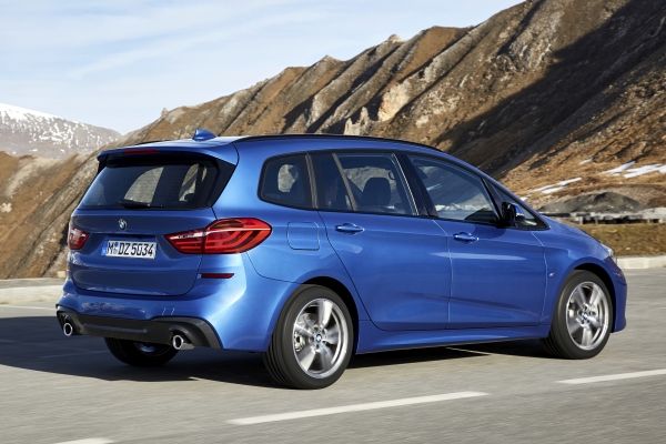 新型BMW 2シリーズ グランツアラー