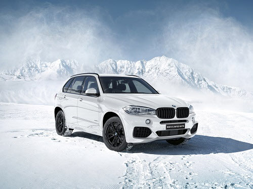BMW X5「LIMITED WHITE」。（画像:ビー・エム・ダブリュー発表資料より）
