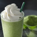 「抹茶　クリーム　フラペチーノ」（写真：スターバックスの発表資料より）