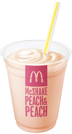 2017年に発売した「マックシェイク　もも＆もも」（写真：日本マクドナルドの発表資料より）