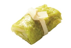 「ロールキャベツ」（写真：ファミリーマートの発表資料より）」