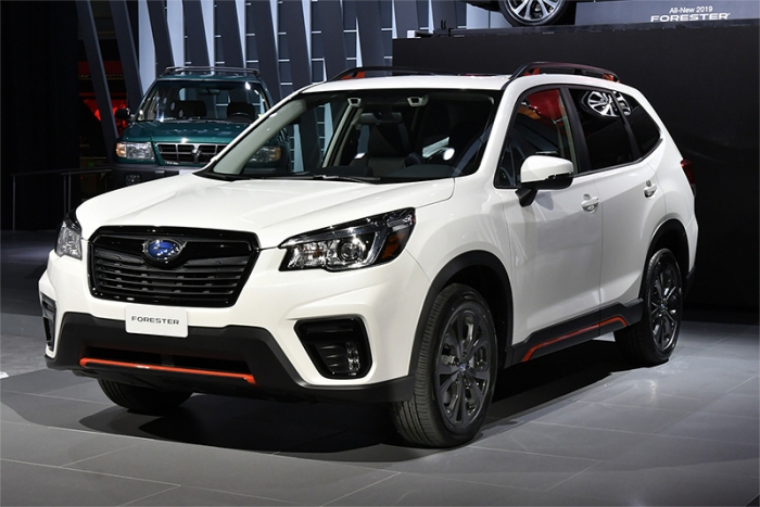 スバルフォレスター（画像: SUBARU）