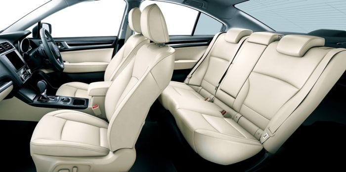 レガシィB4（画像: SUBARUの発表資料）