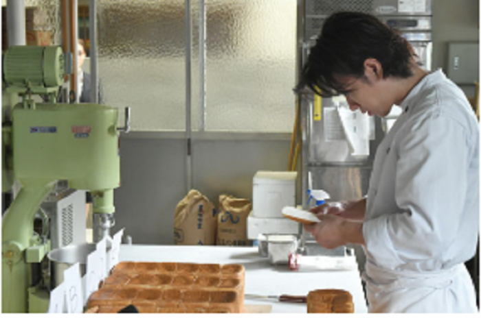 ついに覚醒した麦田、さらに亜希子との恋の予感も……（c）TBS