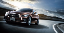 2017年にマイナーチェンジされたスカイライン・350GT HYBRID Type SP。(画像: 日産自動車)