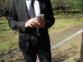 多くの企業で内部通報の平均利用件数が年間0件から5件であった。自社の企業イメージを守るためにも、社員に対して内部通報制度の存在を周知し、適正な運用を心がけるべきだろう。 多くの企業で内部通報の平均利用件数が年間0件から5件であった。自社の企業イメージを守るためにも、社員に対して内部通報制度の存在を周知し、適正な運用を心がけるべきだろう。