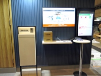 LIXILが「CEATEC 2018」のブースで公開したIoTを活用し、ユーザー、宅配便、発送者が繋がる「スマート宅配ポスト」