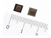 CMOSイメージセンサー「IMX418」（写真：ソニーの発表資料より）