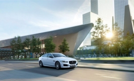 XE LANDMARK EDITION。(画像:ジャガージャパン発表資料より) XE LANDMARK EDITION。(画像:ジャガージャパン発表資料より)