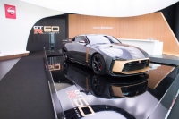 「NISSAN CROSSING」に展示される「Nissan GT-R50 by Italdesign」。(画像: 日産自動車の発表資料より)