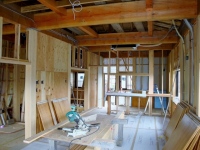 2019年10月に迫った消費増税に伴い、住宅ローン減税が受けられる期間を最大で5年程度延長する検討を始めた。減税・控除などを最大限活用するために、消費者にも知恵が必要だ。